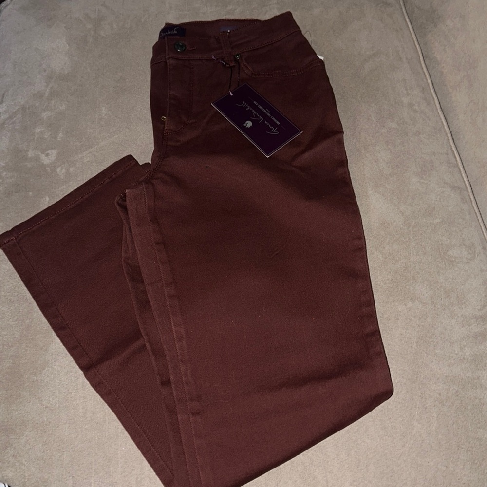 Women’s Jenas